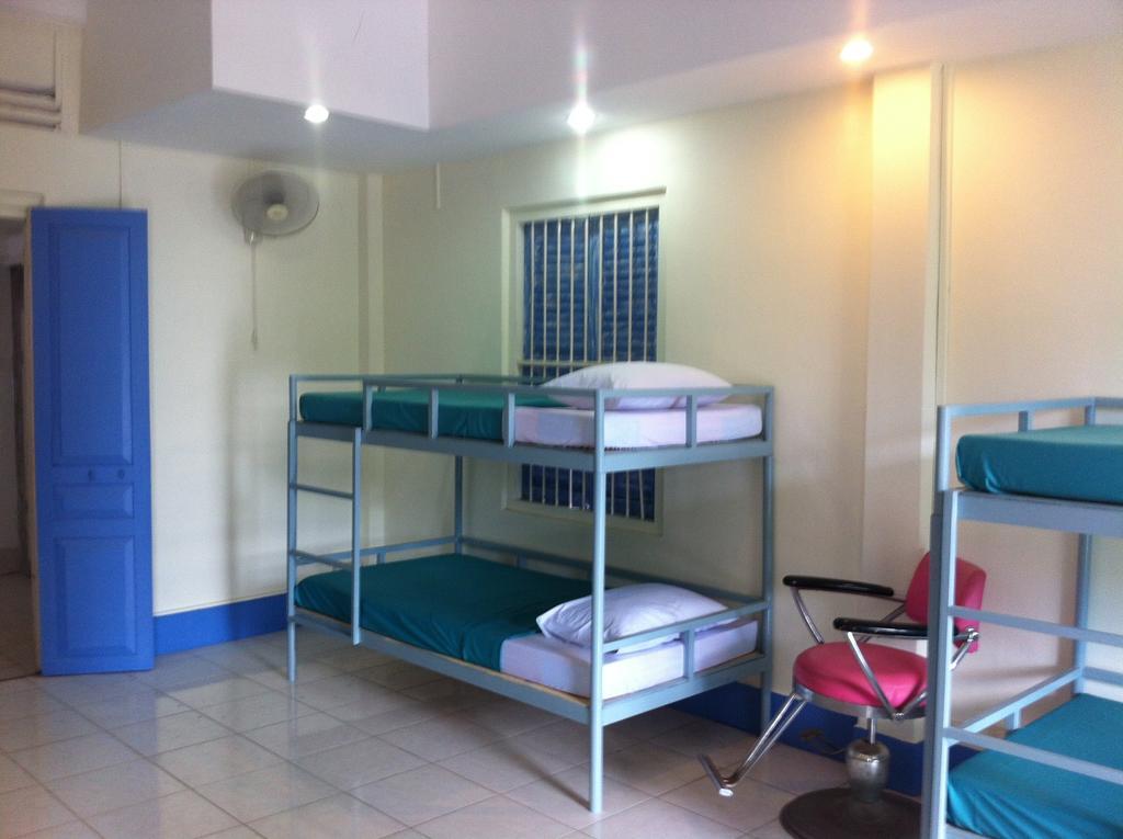 The Living Quarters Hostel 543 Sziemreap Szoba fotó