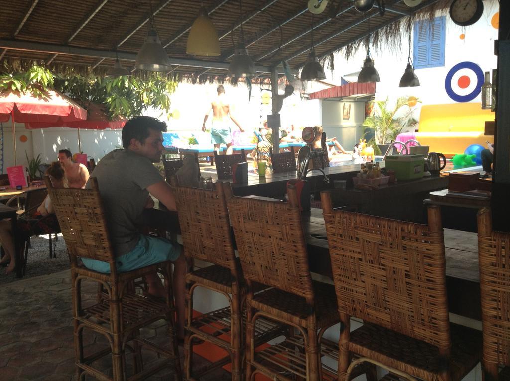 The Living Quarters Hostel 543 Sziemreap Kültér fotó