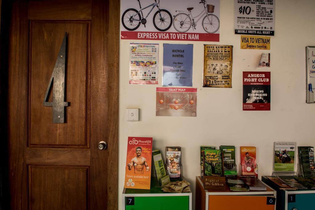 The Living Quarters Hostel 543 Sziemreap Kültér fotó