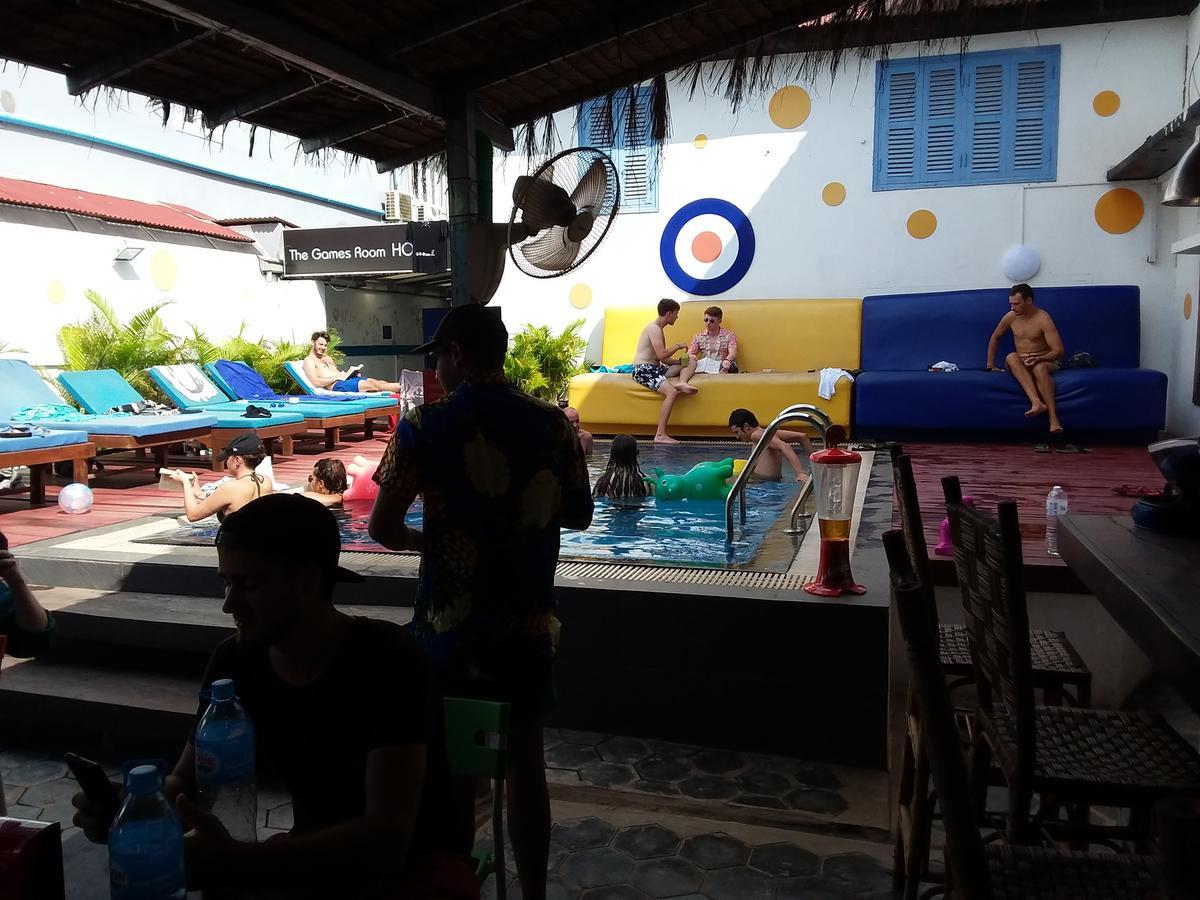 The Living Quarters Hostel 543 Sziemreap Kültér fotó